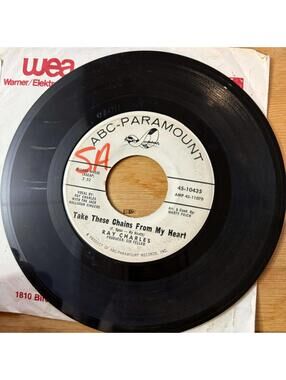 Ray Charles - No Letter Today/Take these Chain from my Heart 45rpm VG+ R17